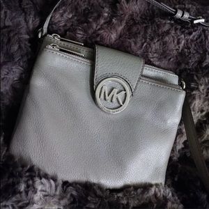 michael kors crossbody